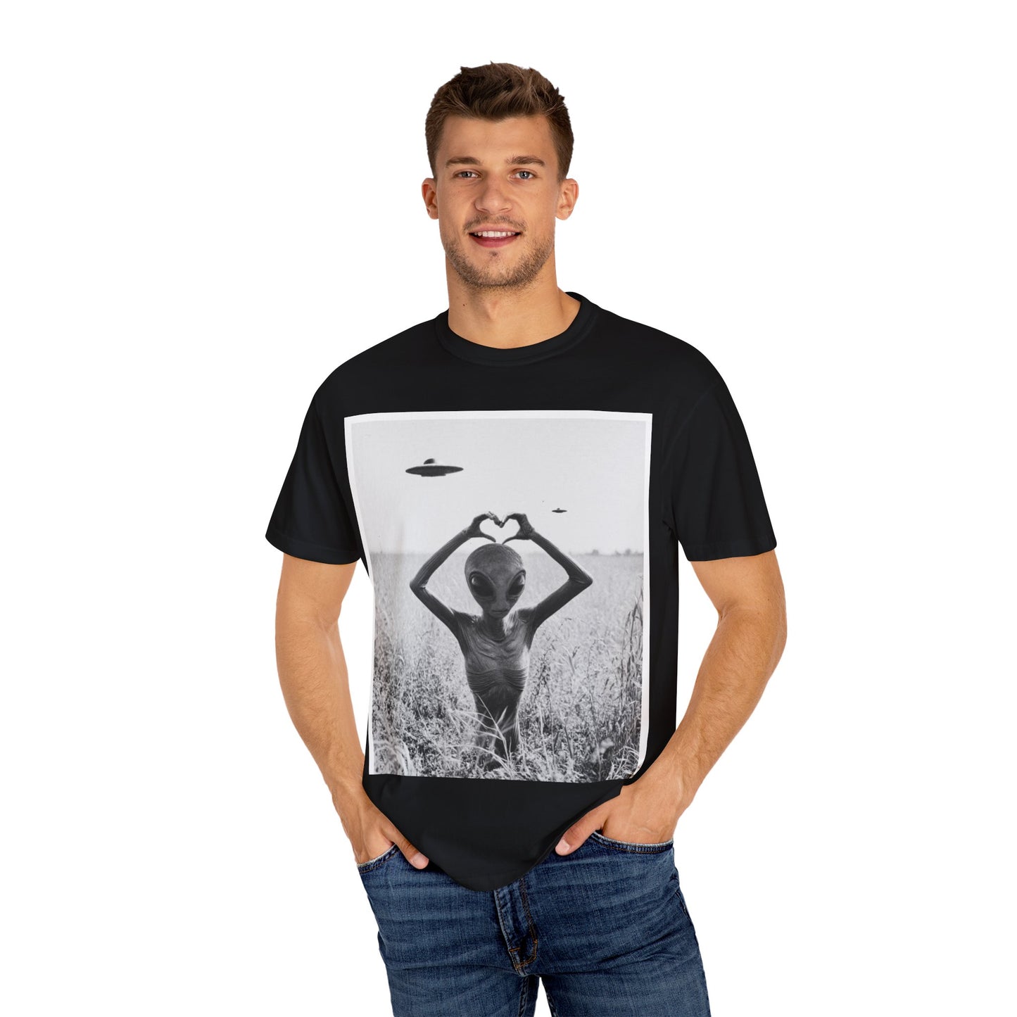 Alien T-shirt - Vintage Sci-Fi Heartwarming Scene